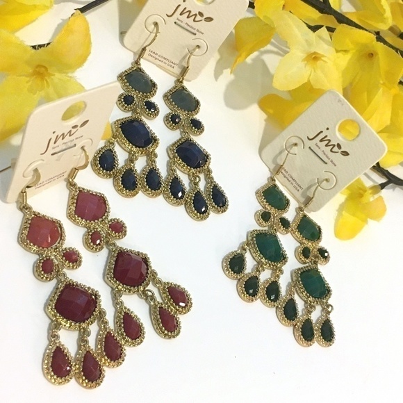 𝅺3/$29! 3 Pairs Fancy Bold Jewel Tone Earrings - Picture 5 of 8
